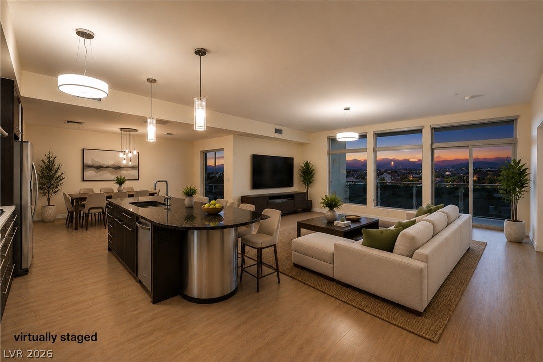 8925 West Flamingo Road 312 — photo 3 of 34