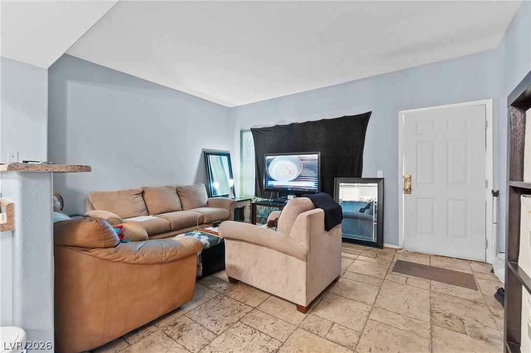 2060 Rancho Lake Drive 103 — photo 4 of 25