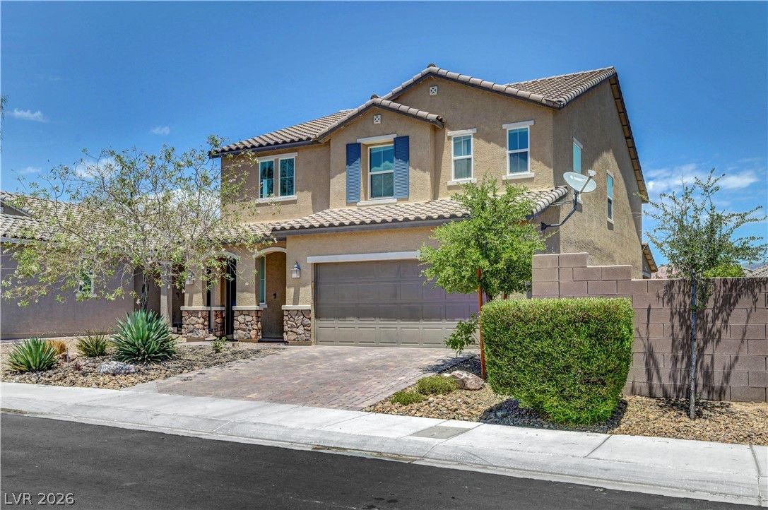1516 Deep Valley Avenue — photo 1