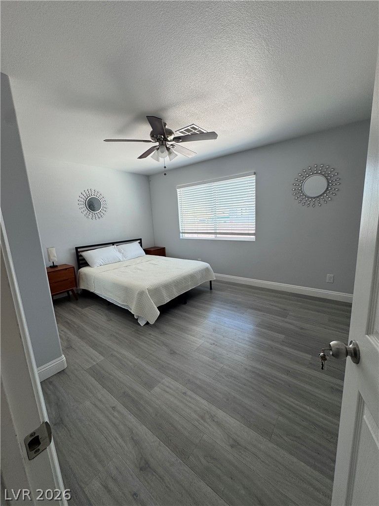 6205 Rassler Avenue — photo 4 of 17