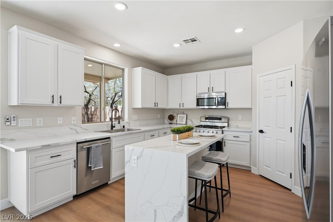 3440 Bella Viera Court — photo 1