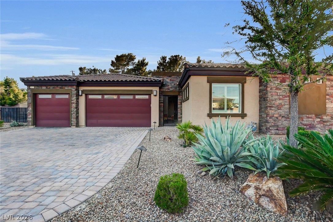 5675 Willow Canyon Street — photo 4