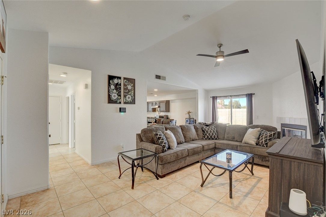 4834 Spring Falls Way — photo 3