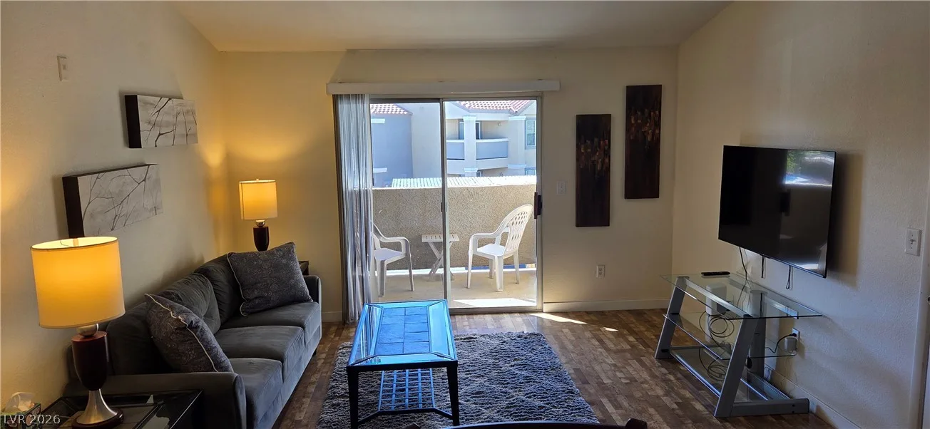 2300 East SILVERADO RANCH 2006 — photo 3