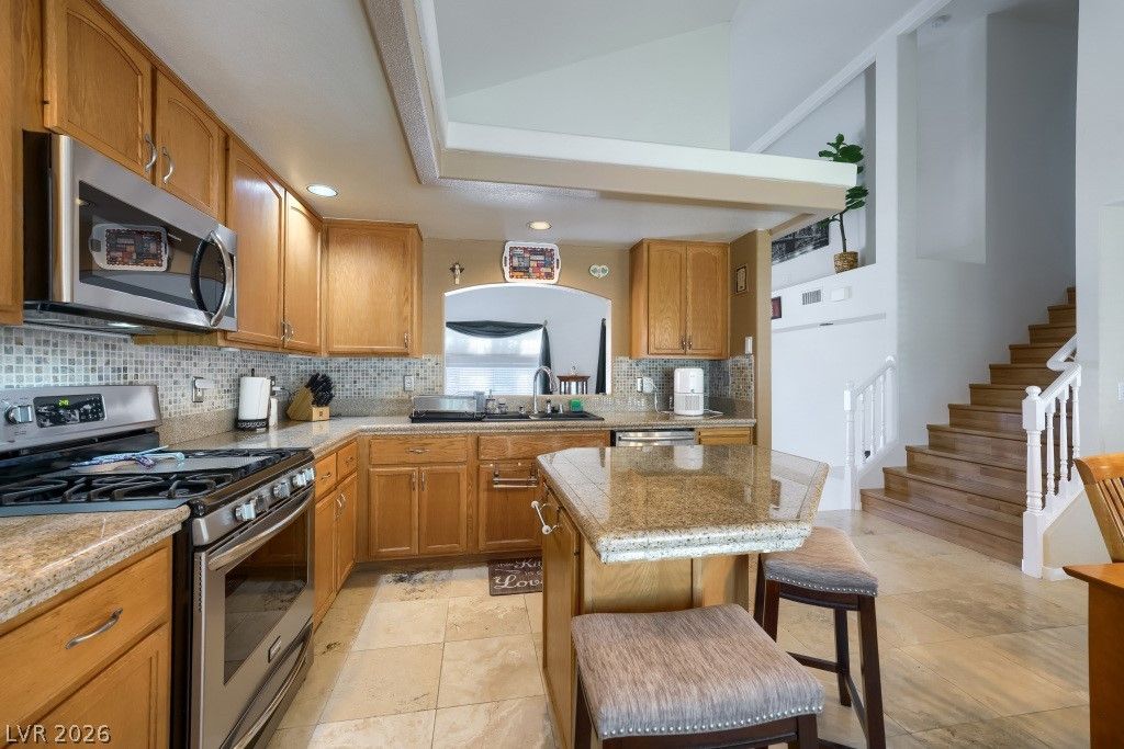 3424 Prairie Meadow Street — photo 3
