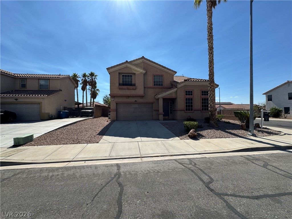 749 Beach Park Street — photo 1
