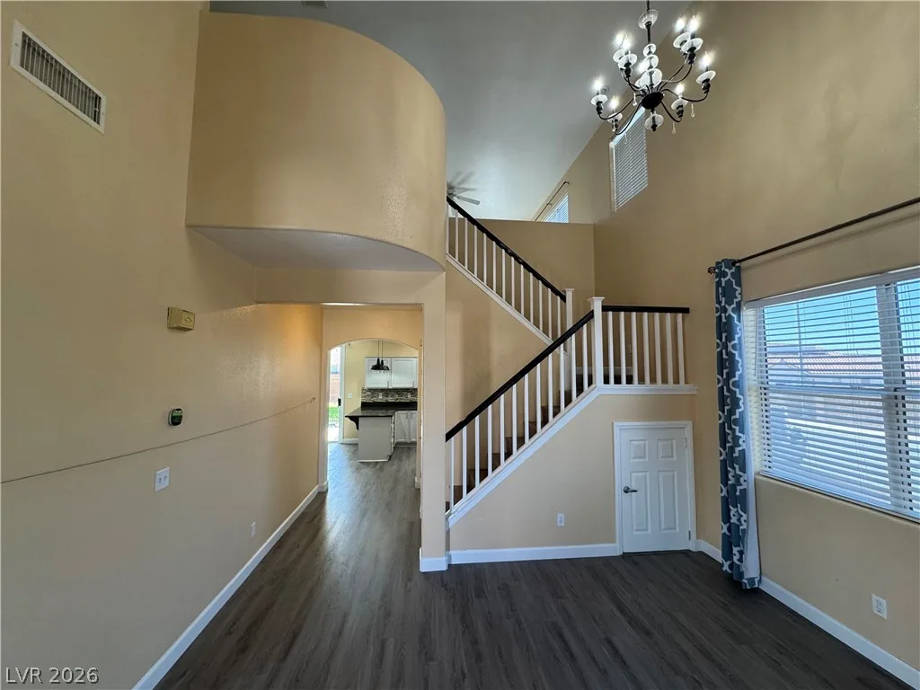 749 Beach Park Street — photo 5