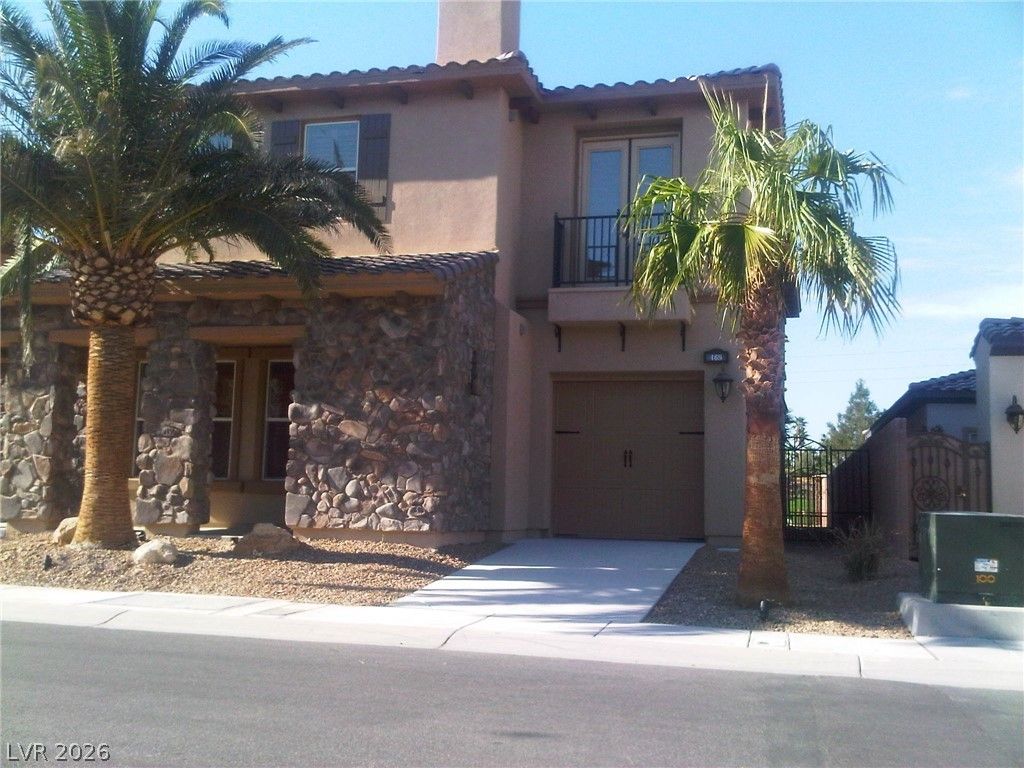 469 Via Palermo Drive — photo 3