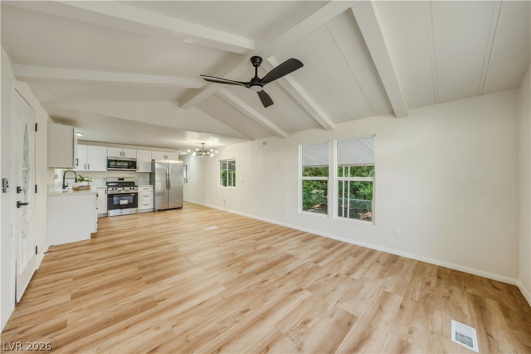 71 Vegas Valley Drive — photo 5