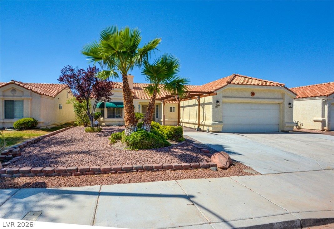 2729 Pinewood Avenue — photo 3