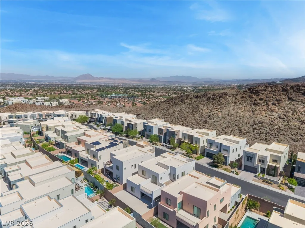 813 Horizon Canyon Drive — photo 3