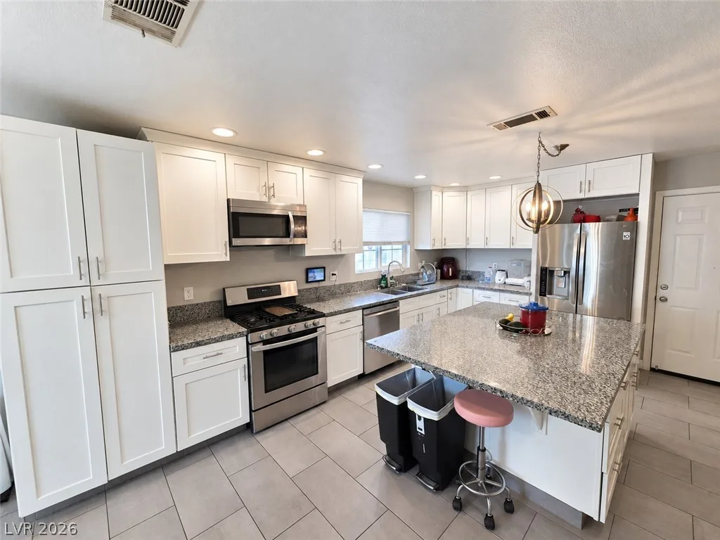 912 Alan Shepard Street — photo 5