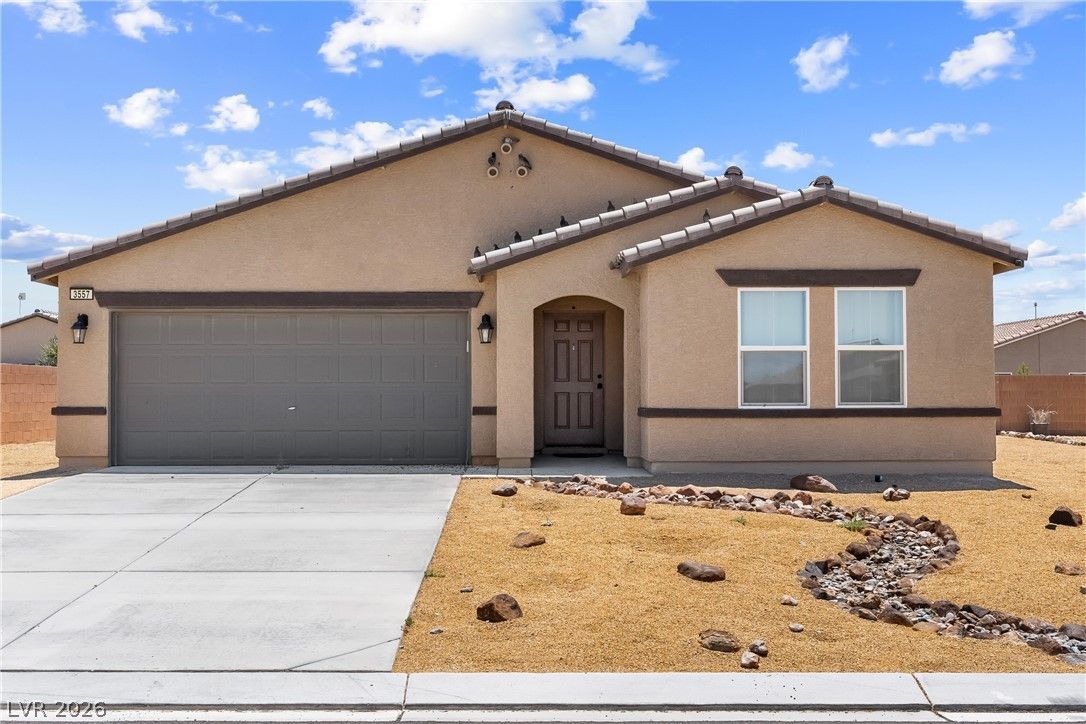 3557 East Marathon Drive — photo 1