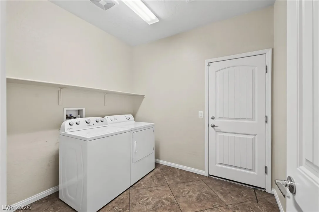 10429 Deer Heights Street — photo 4