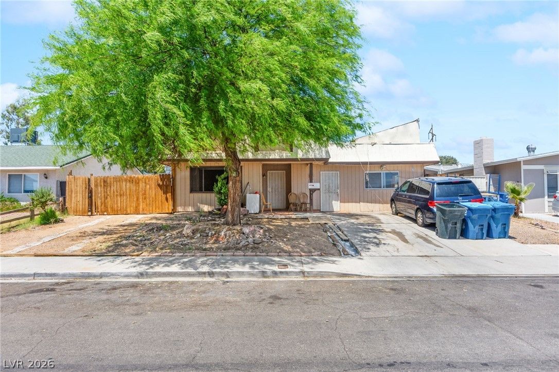 816 Antigua Street — photo 1