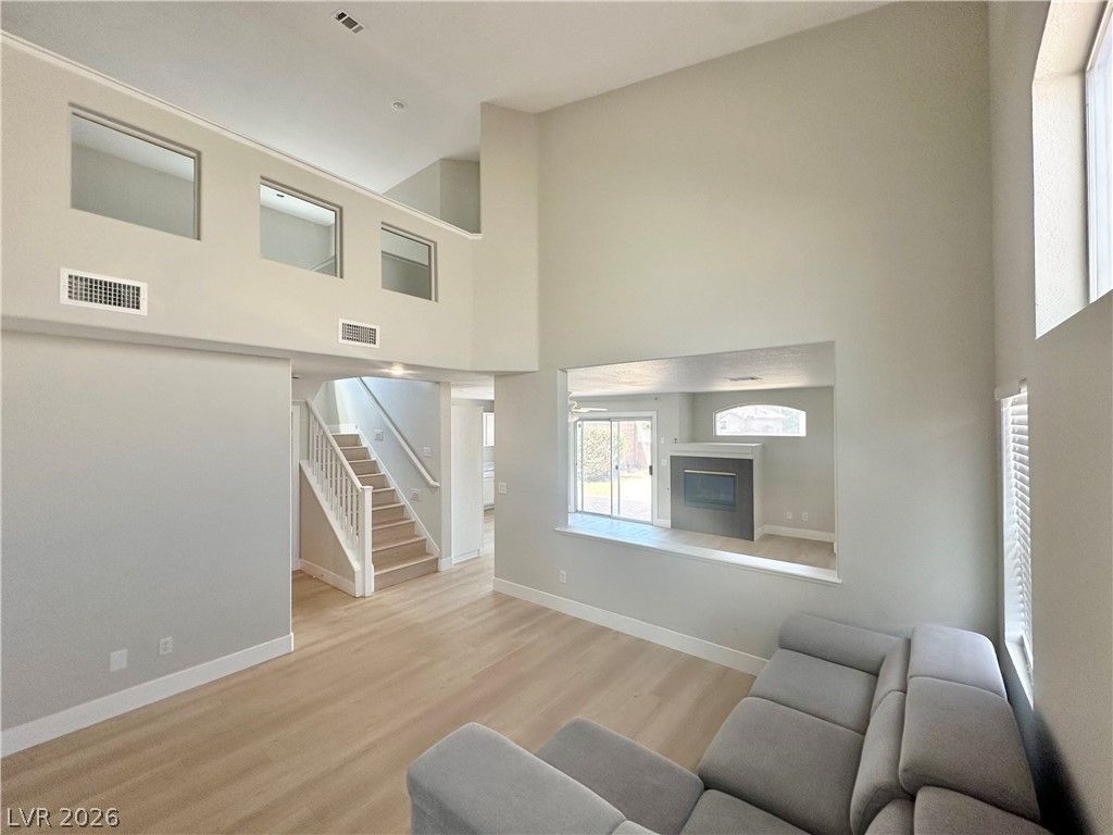 10512 White Heath Circle — photo 3
