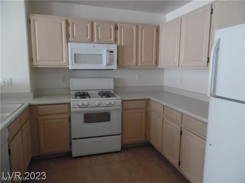 5125 West Reno Avenue 2086 — photo 5 of 13