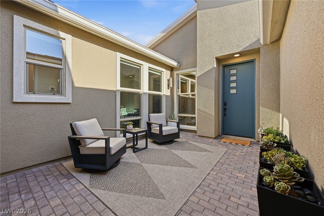 10253 Barnett Hill Court — photo 4