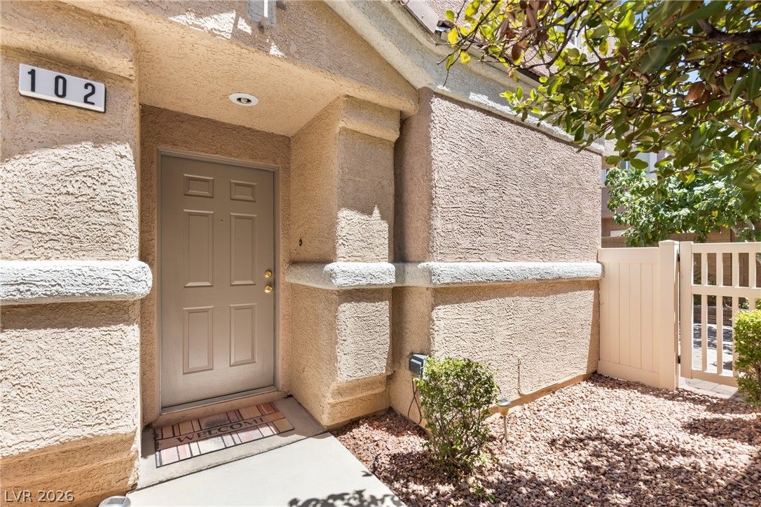 8789 Horizon Wind Avenue 102 — photo 4 of 25