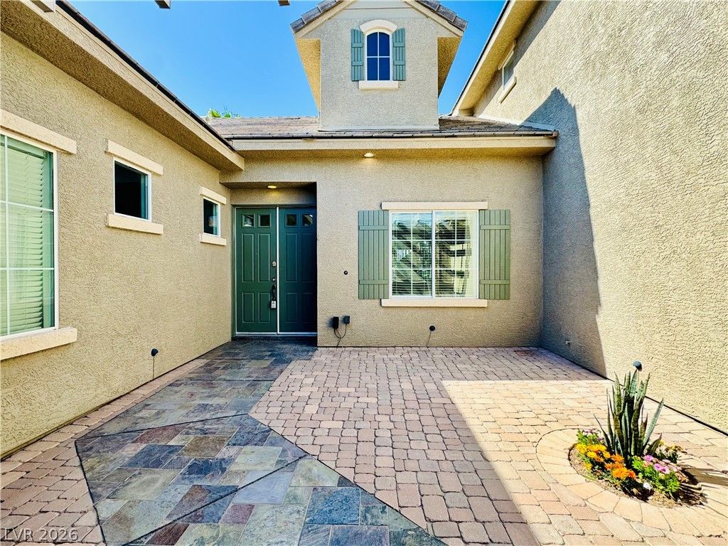 10227 Sunset Gardens Drive — photo 3