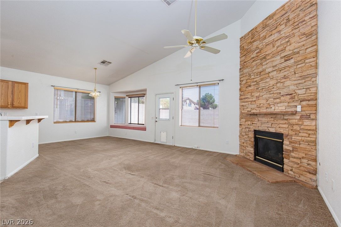 8108 PAINTED CLAY Avenue — photo 4