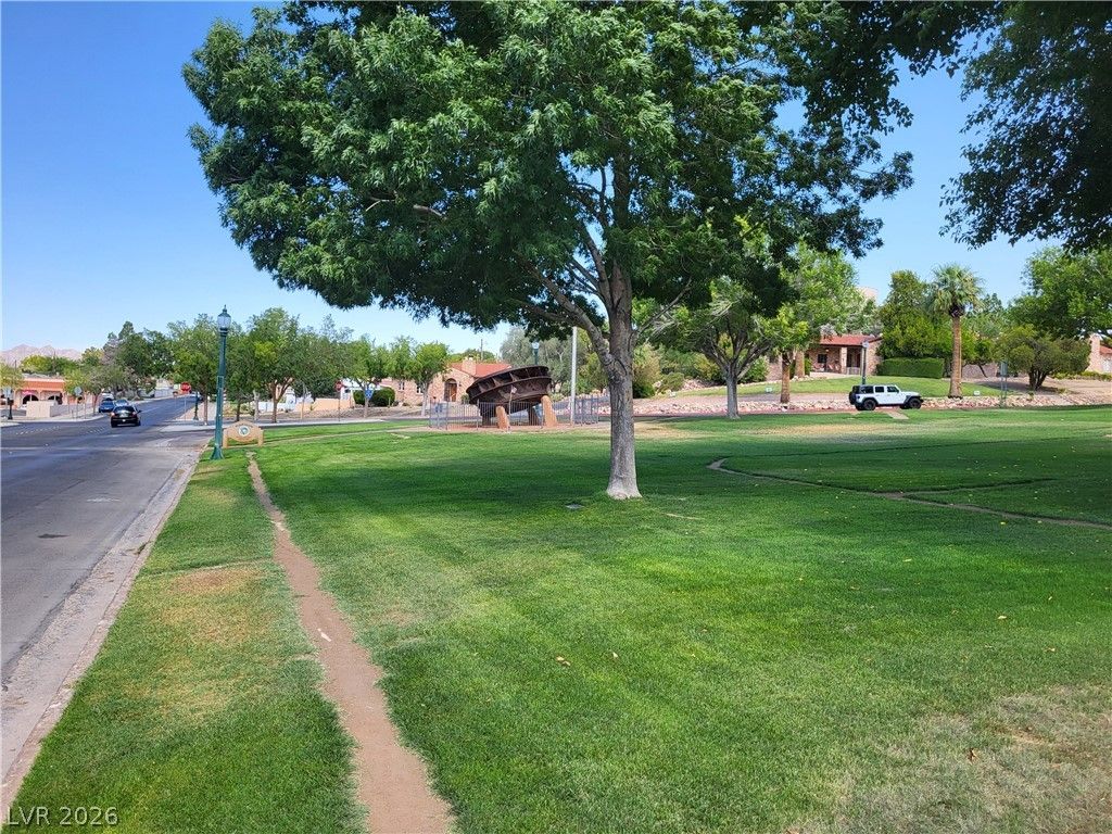 Photo 32