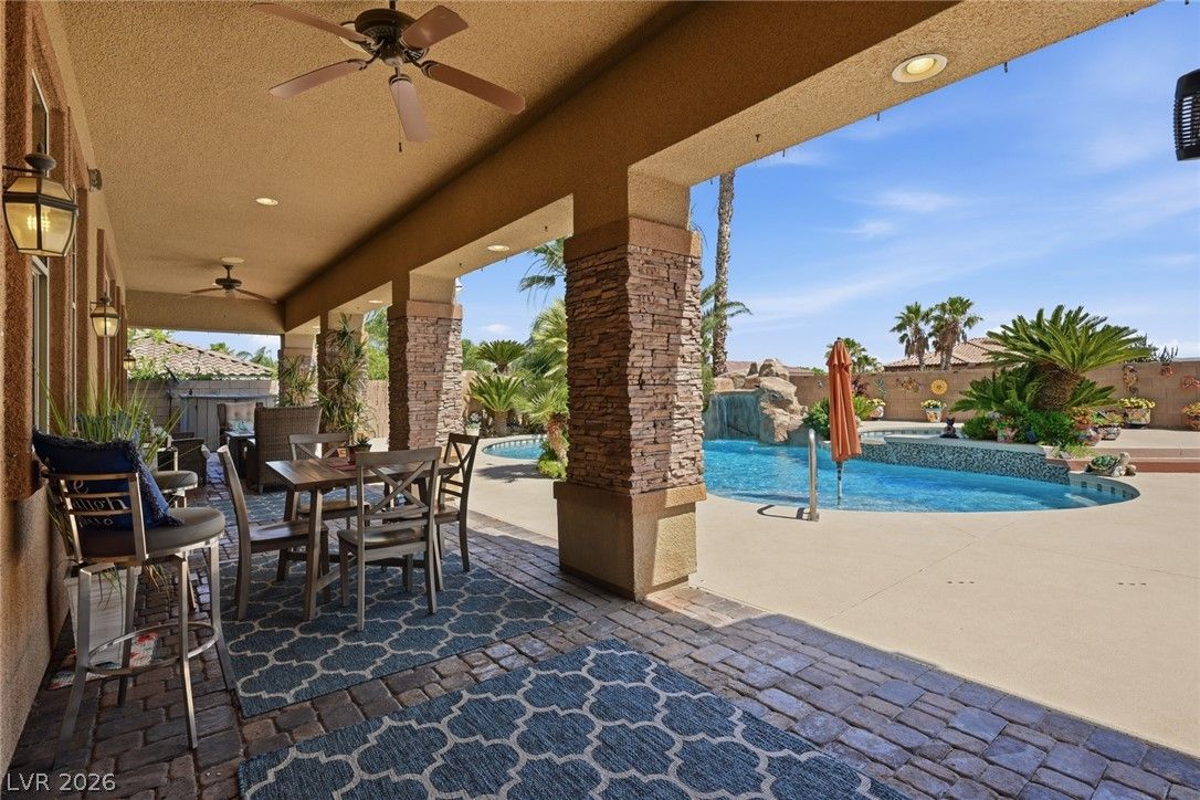 9759 Amador Ranch Avenue — photo 4