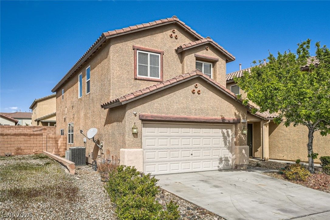 11783 Red Water Court — photo 2