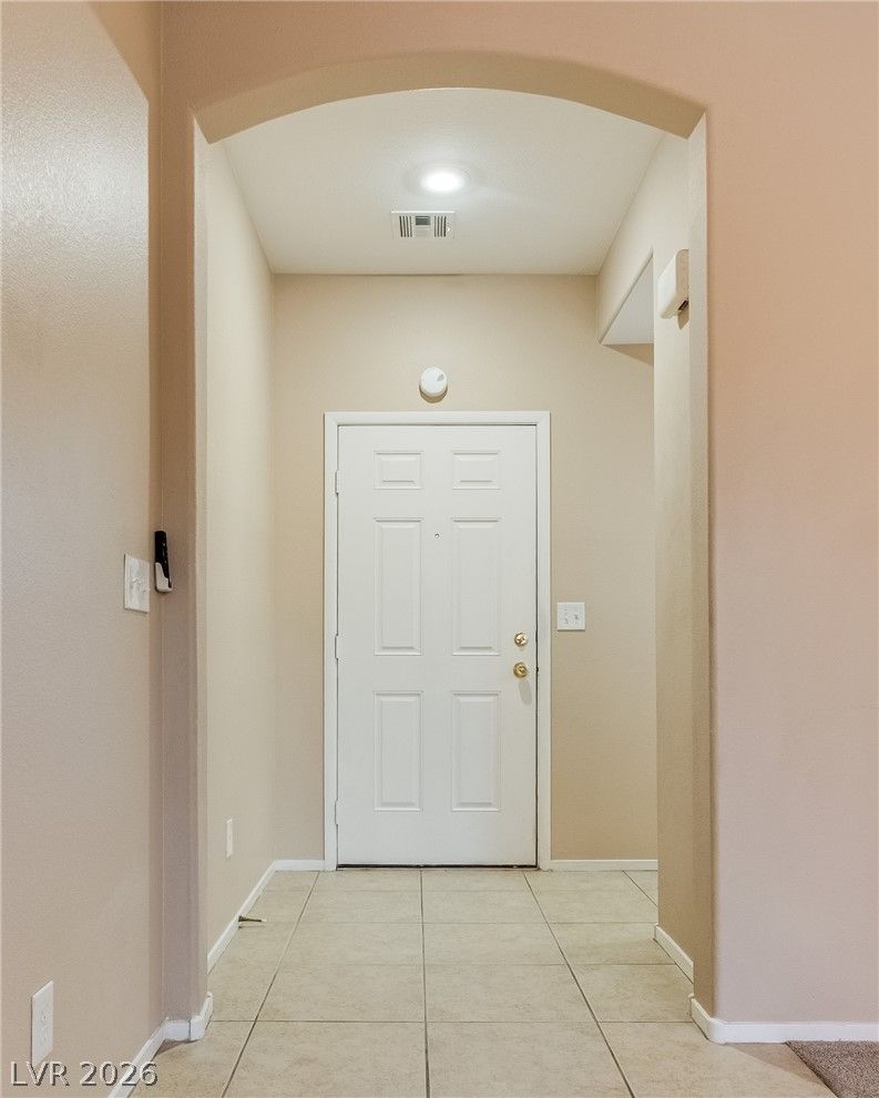 10247 Lupine Meadow Drive — photo 4