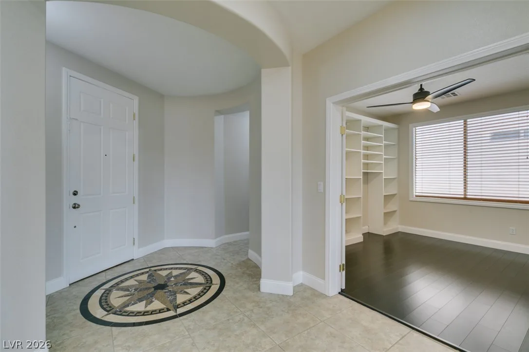 9235 Edgeworth Place — photo 4