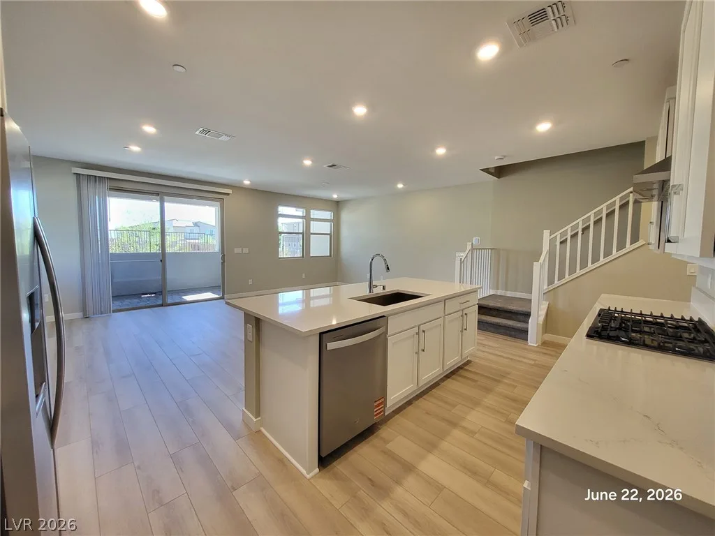11466 Ethereal Landing Avenue — photo 2
