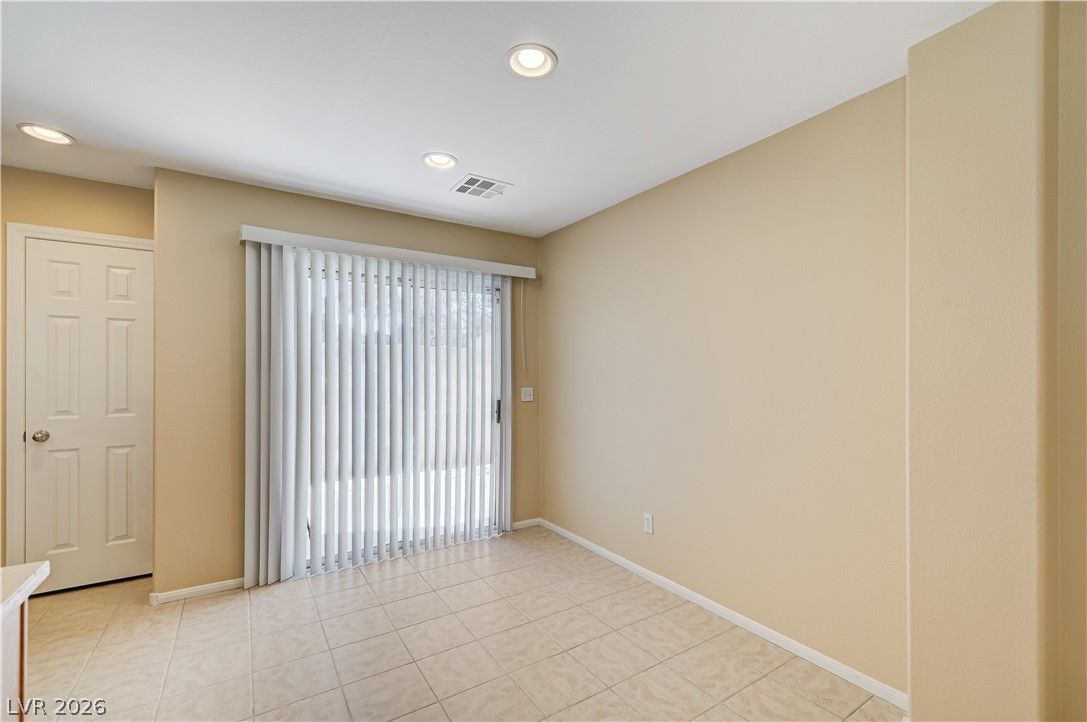 10294 Keystone Pastures Street — photo 4