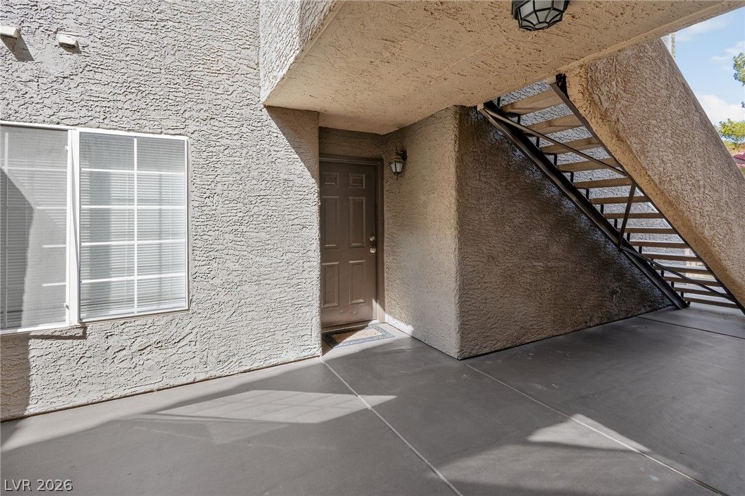 2200 South Fort Apache Road 1213 — photo 3 of 15