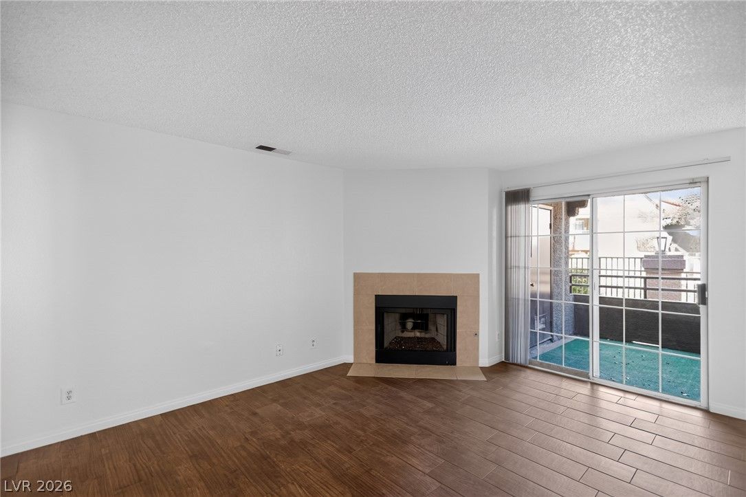 2200 South Fort Apache Road 1213 — photo 4 of 15