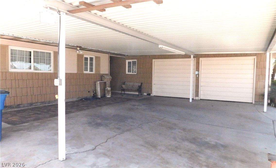 4601 Providence Lane — photo 3