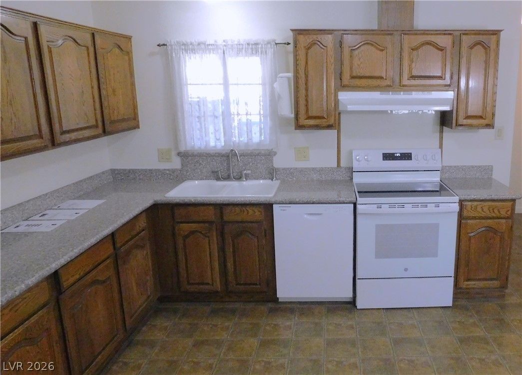 4601 Providence Lane — photo 5