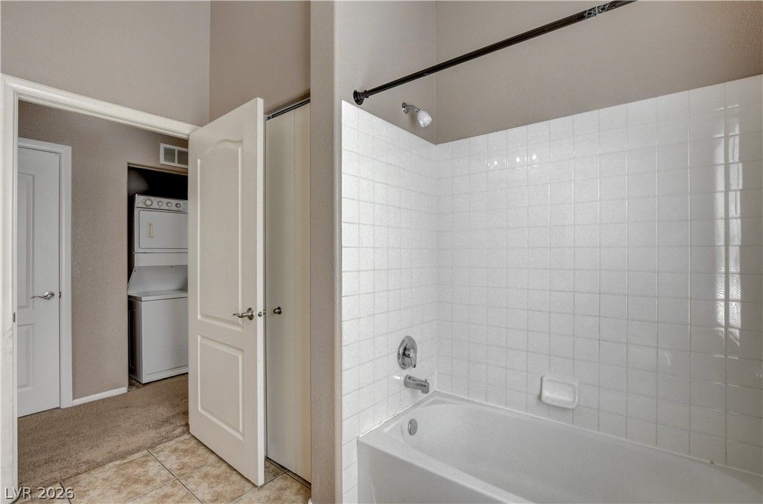 3361 Indian Shadow Street 202 — photo 3