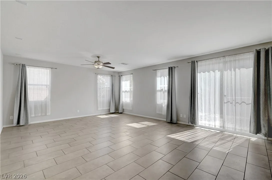 2664 Crystal Quartz Street — photo 4