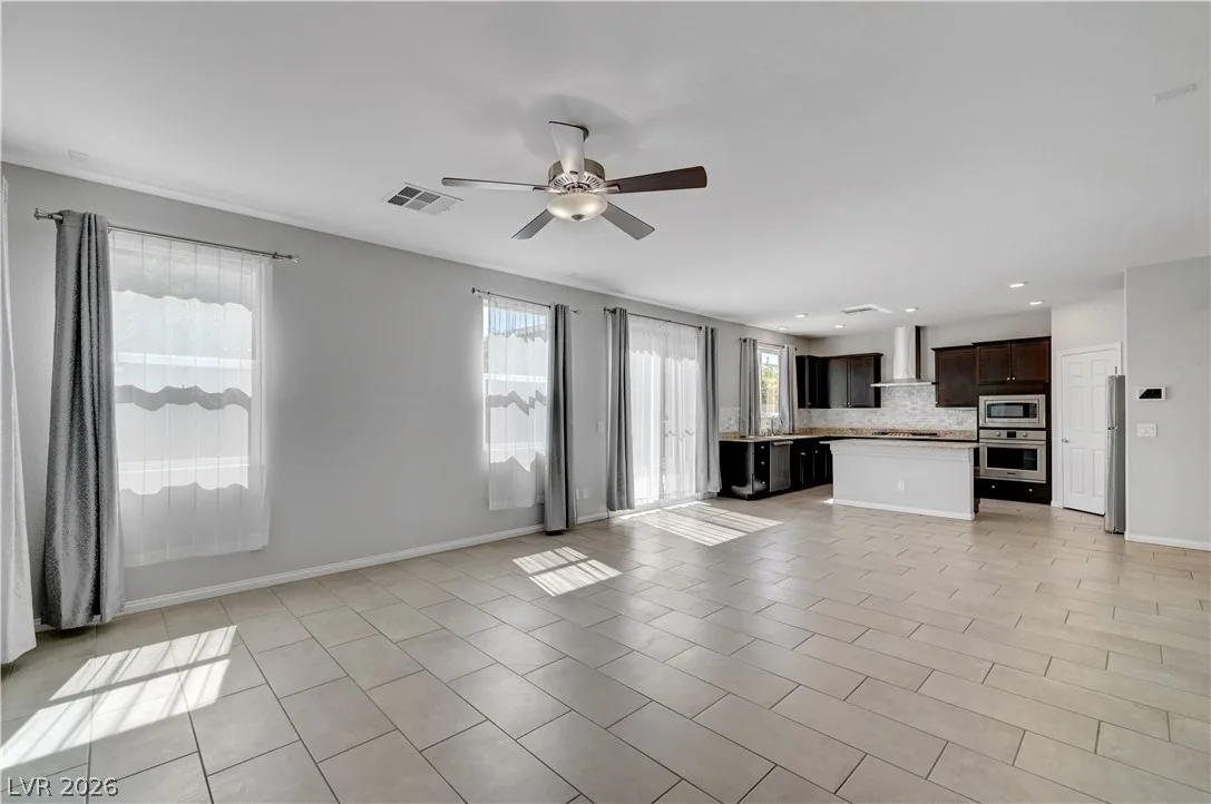 2664 Crystal Quartz Street — photo 5