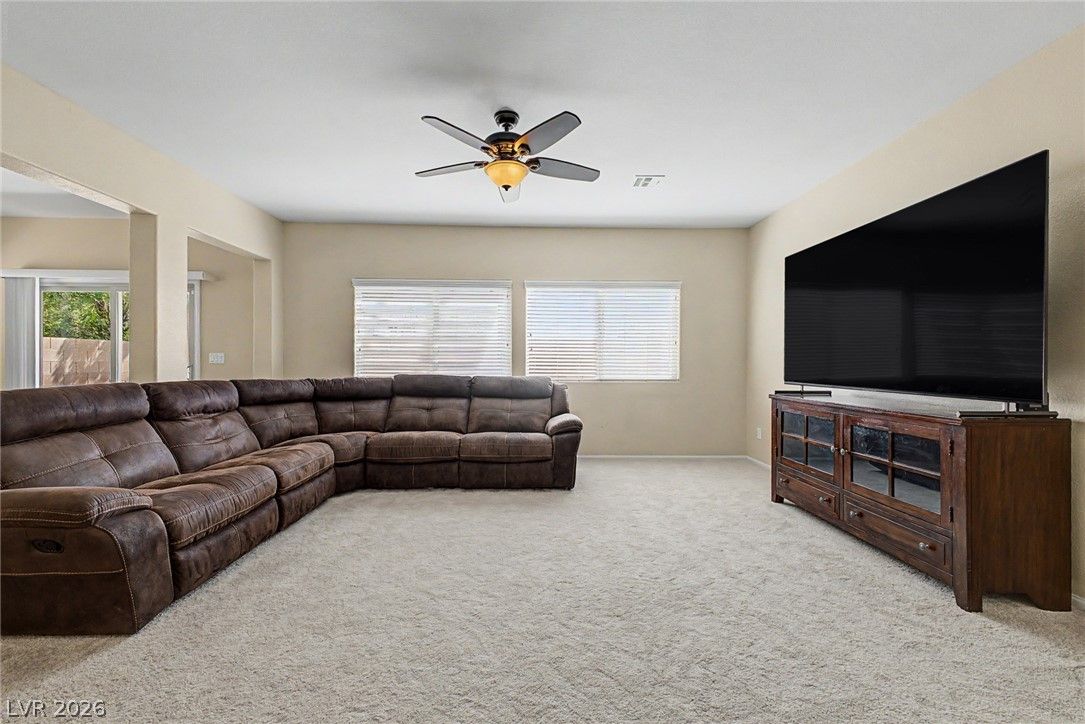 1509 Eagles Pass Avenue — photo 2