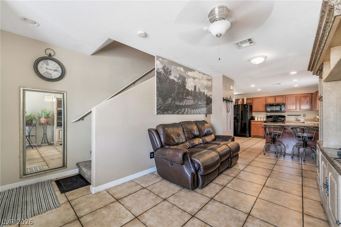 5292 Floralita Street — photo 5