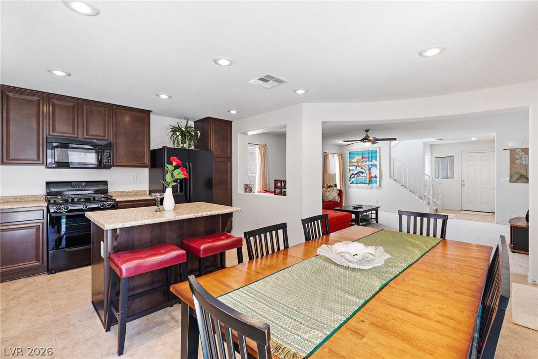 729 Wallington Estate Street — photo 4