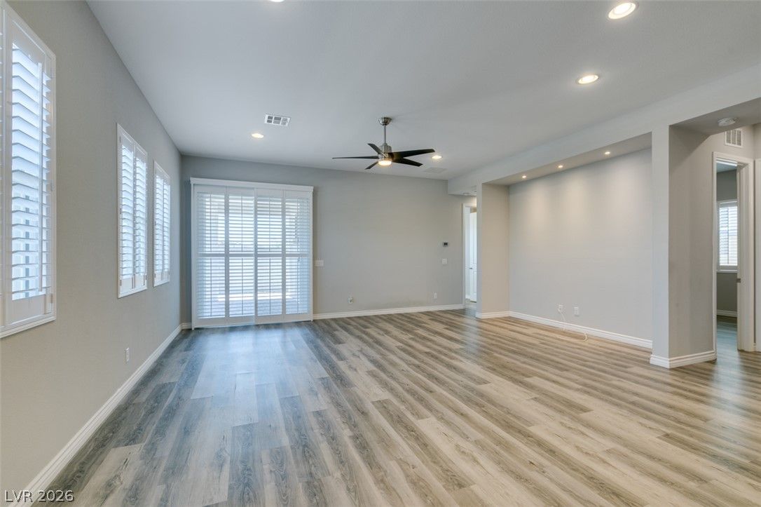1715 Pondering Avenue — photo 4