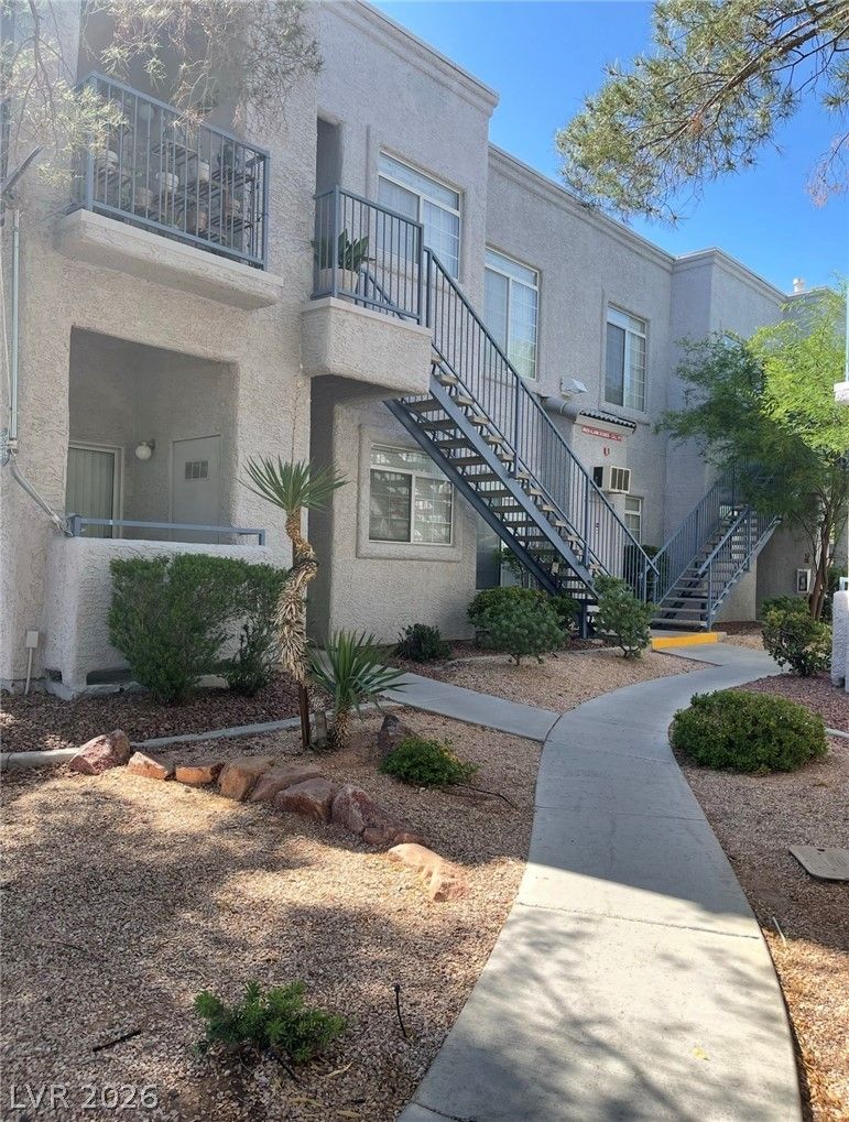 2201 Ramsgate Drive 915 — photo 3