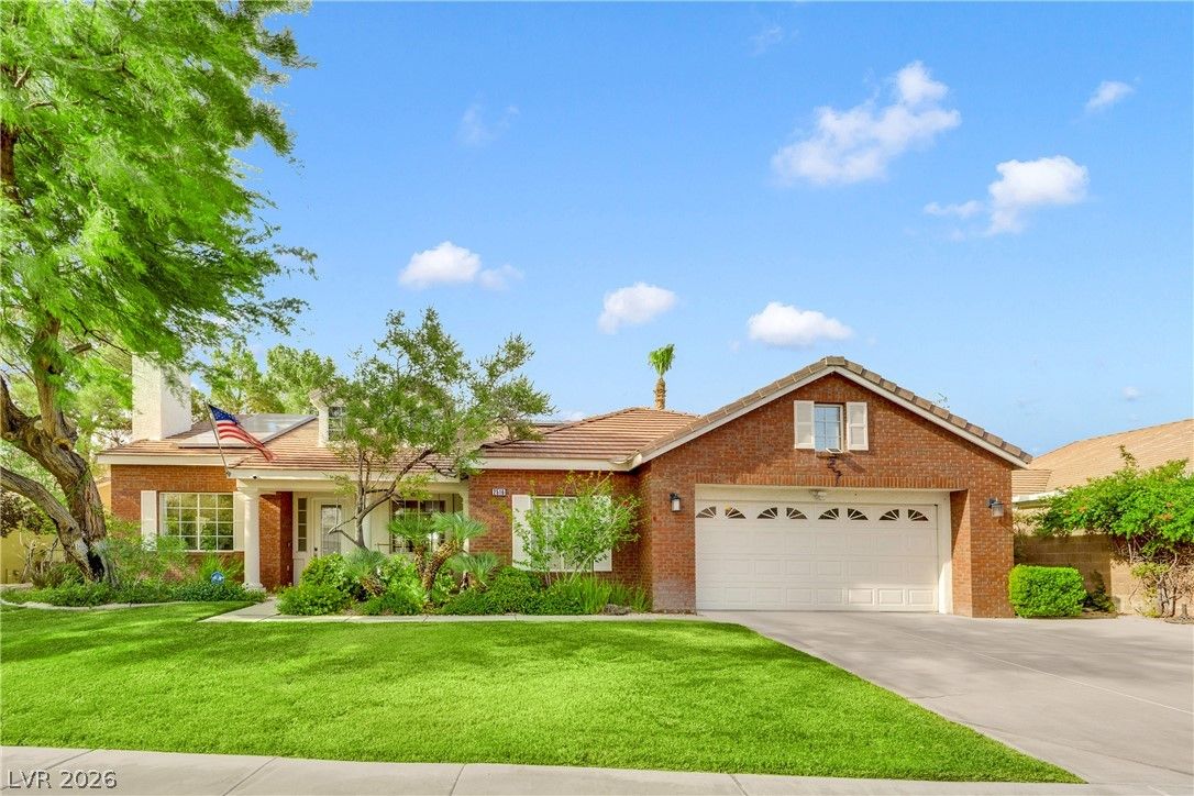 2516 Serenity Hollow Drive — photo 2 of 51