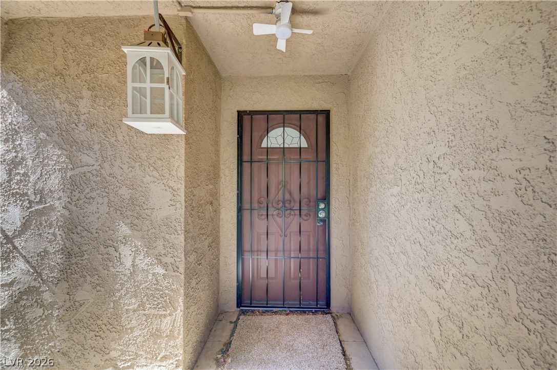 4245 Park Court — photo 2 of 37