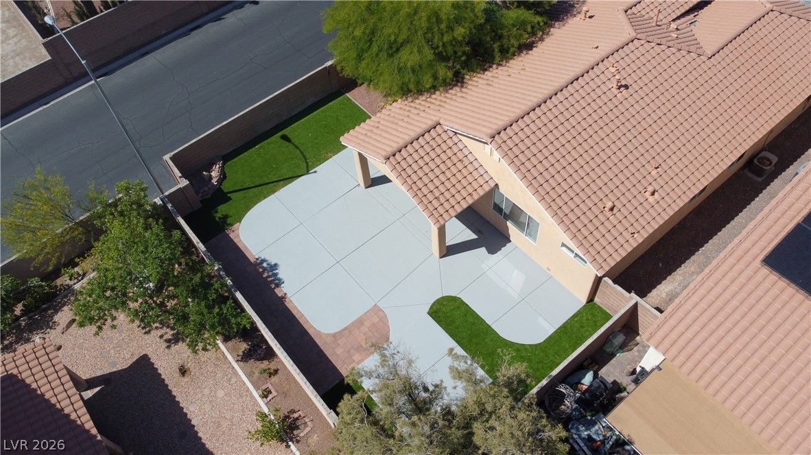 5946 Lingering Breeze Street — photo 4