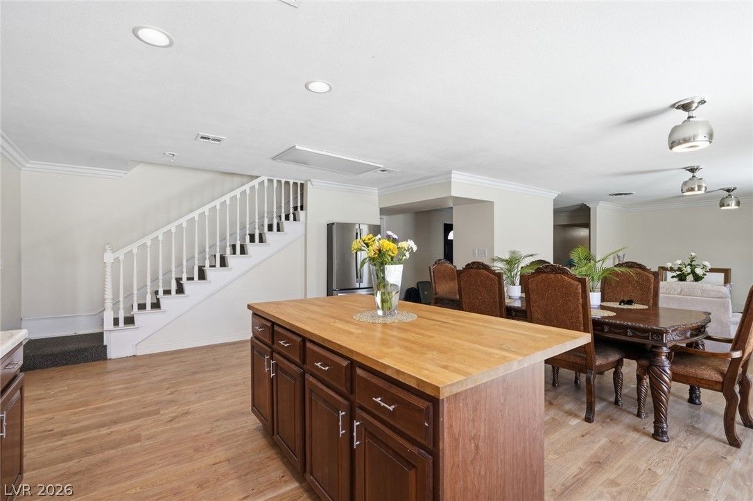 3719 Cherokee Avenue — photo 4