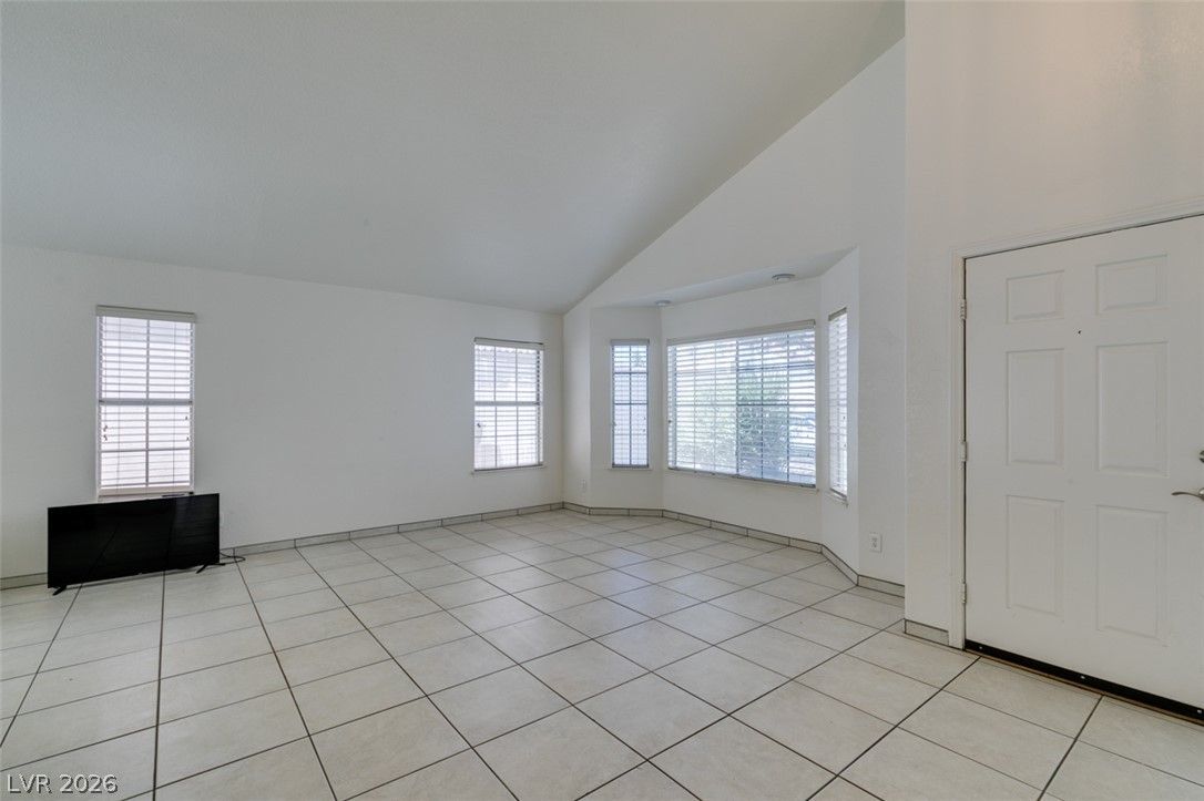 534 Baldridge Drive — photo 5