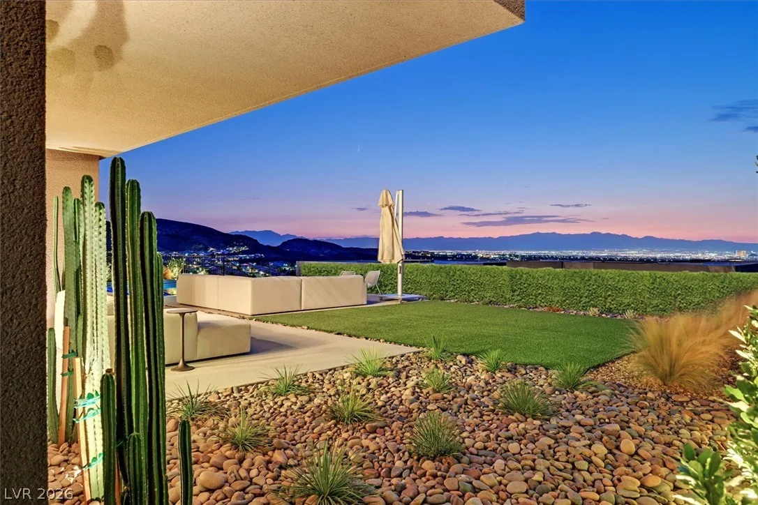 807 Magnum Cliff Court — photo 4